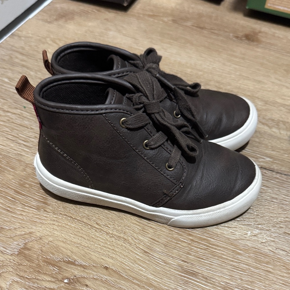 Levi's Brown High-Top Kids Sneakers with White Sole